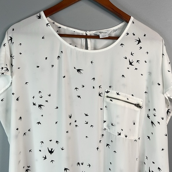 Reitmans The Relaxed Shirt Bird Print White Black Zip Pocket Keyhole Back XXL - Picture 3 of 13